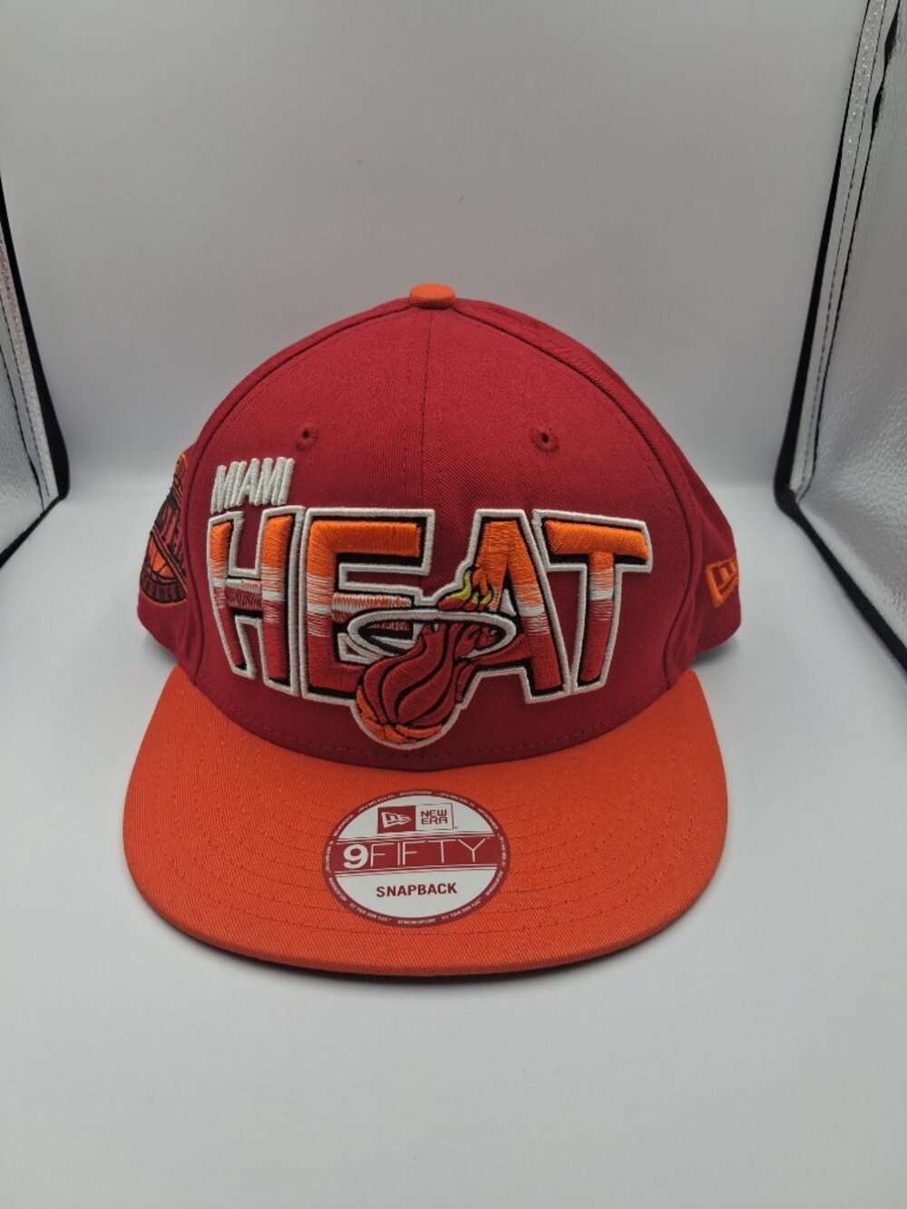 Miami Heat Basketball New Era Red/Orange/White 9Fifty Snapback Hat Cap EUC